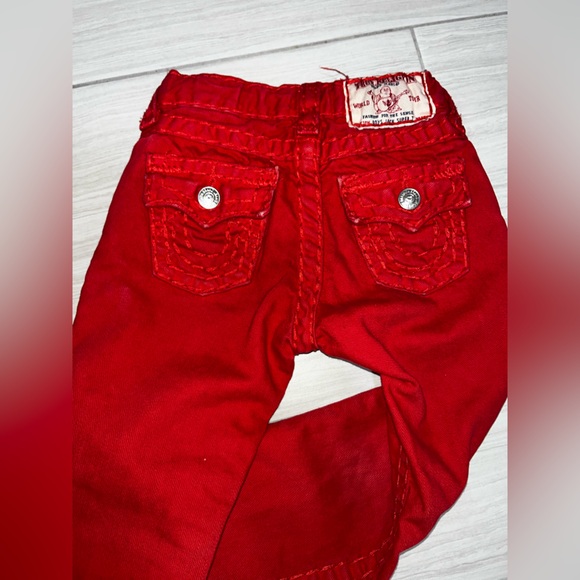 Red true religion boy jeans {firm on price} - Picture 5 of 8